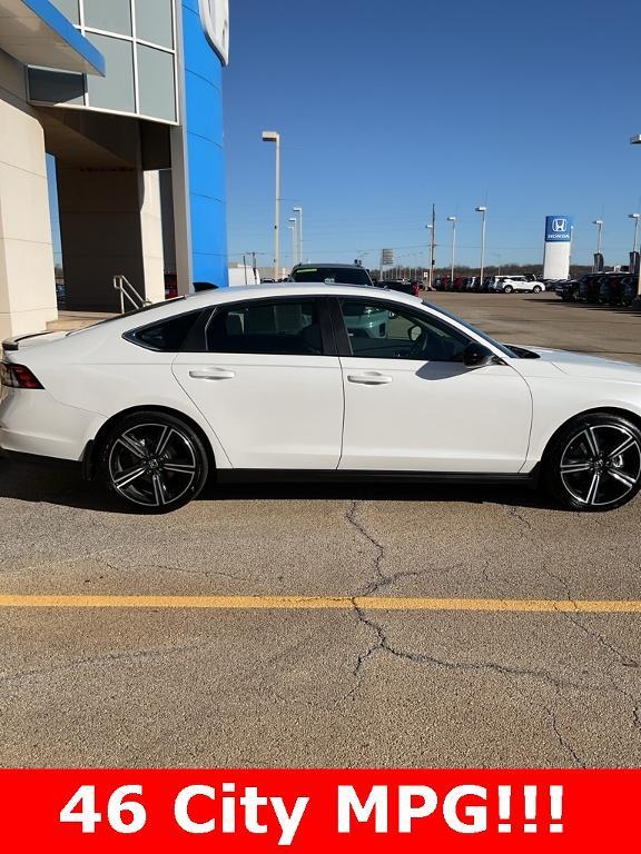 used 2025 Honda Accord Hybrid car, priced at $33,000