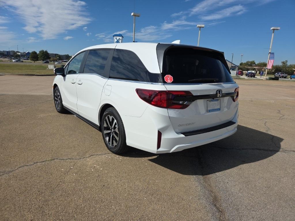 new 2026 Honda Odyssey car, priced at $42,464