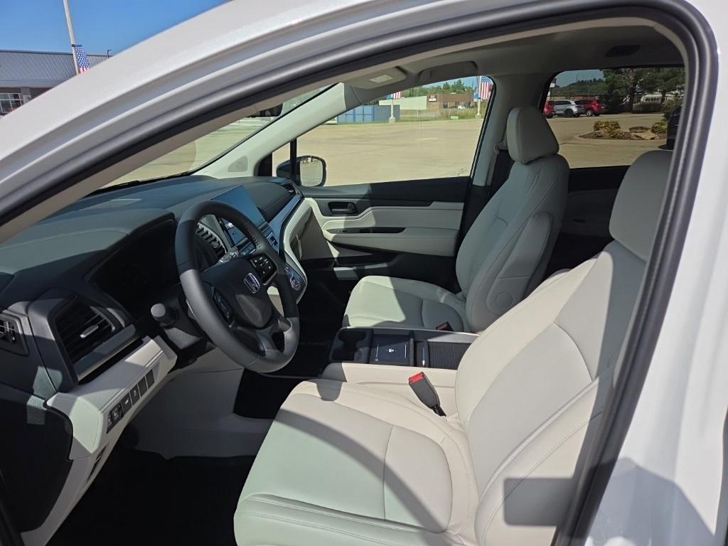new 2026 Honda Odyssey car, priced at $42,464