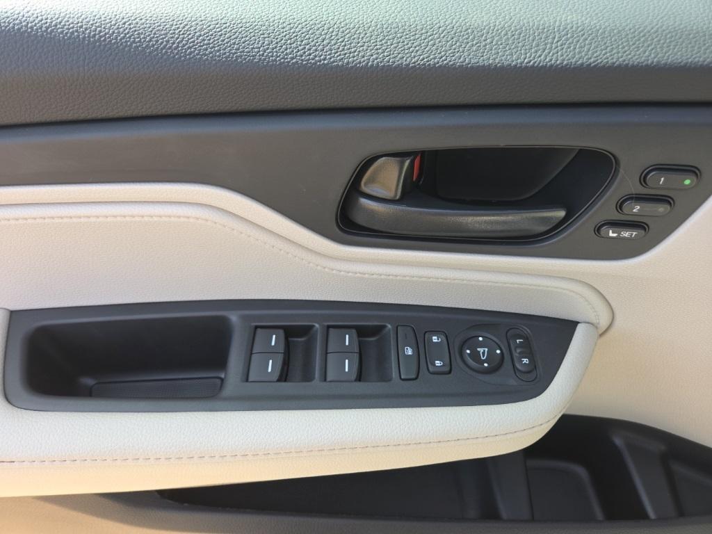 new 2026 Honda Odyssey car, priced at $42,464