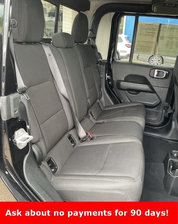 used 2023 Jeep Gladiator car, priced at $27,489