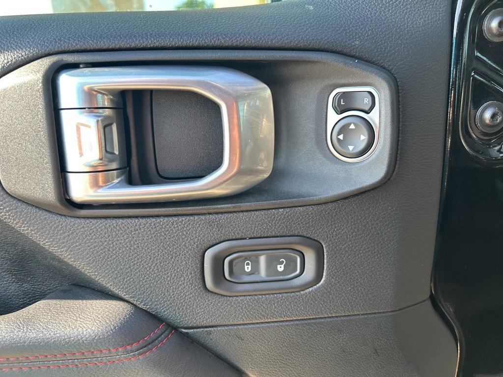 used 2020 Jeep Wrangler Unlimited car, priced at $28,783