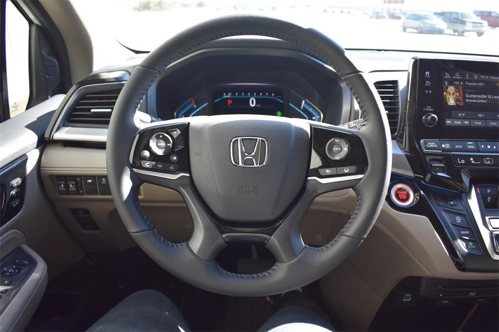 new 2024 Honda Odyssey car, priced at $43,244