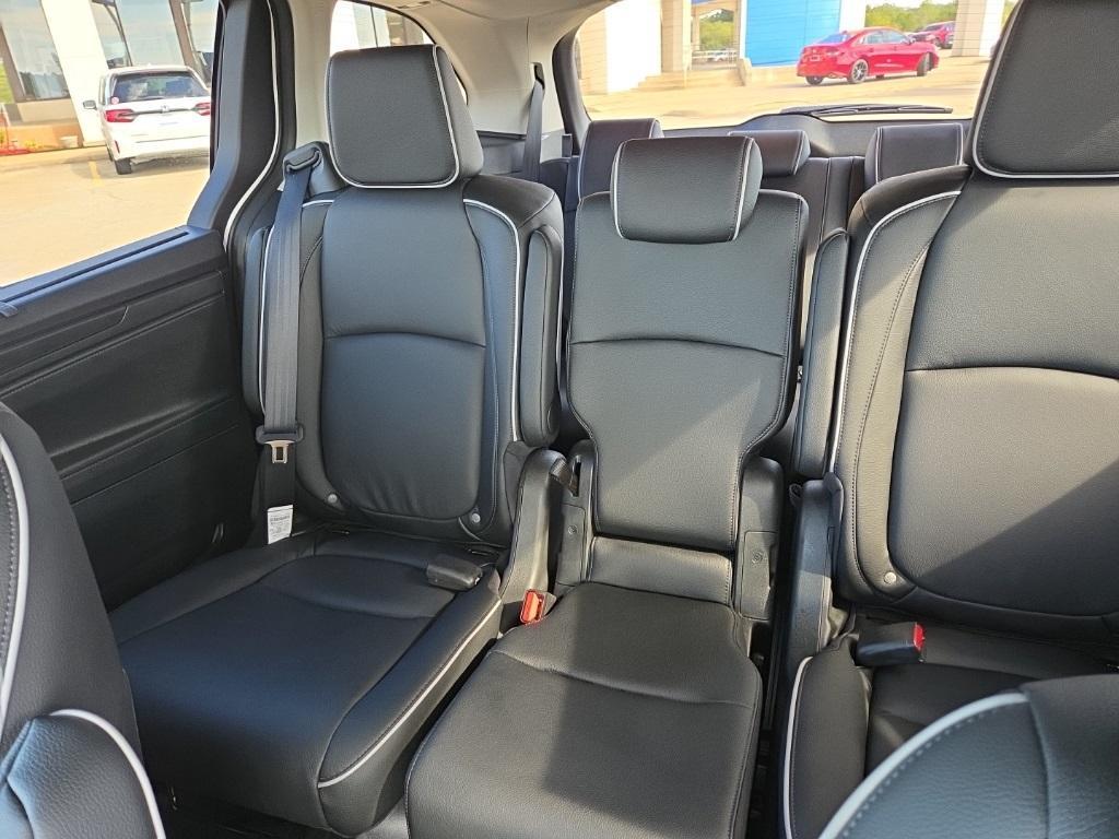 new 2026 Honda Odyssey car, priced at $46,806