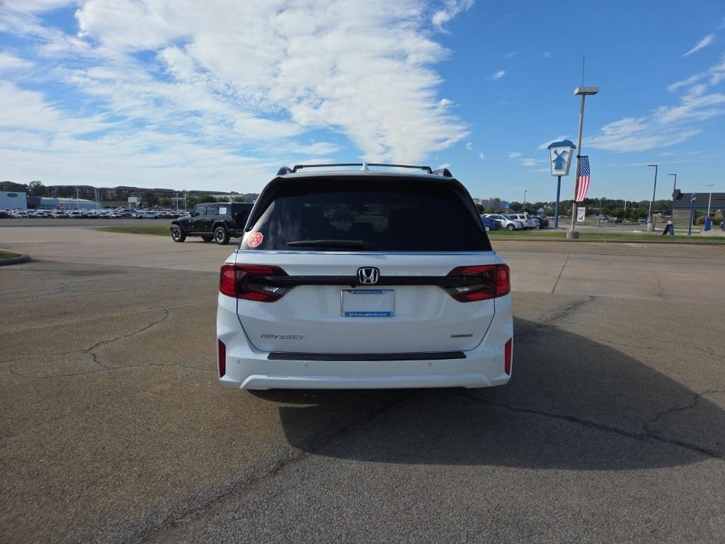 new 2026 Honda Odyssey car, priced at $46,806