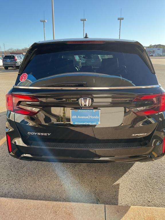 new 2025 Honda Odyssey car, priced at $42,096