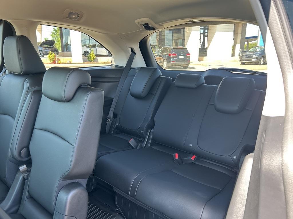new 2026 Honda Odyssey car, priced at $42,037
