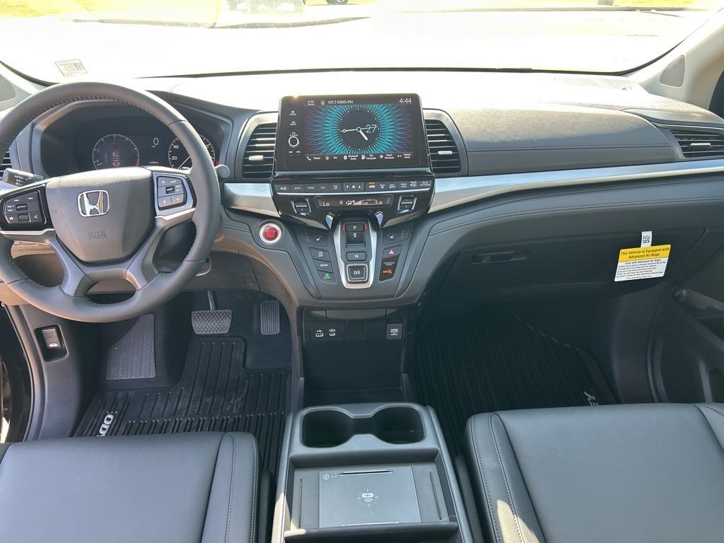 new 2026 Honda Odyssey car, priced at $42,037