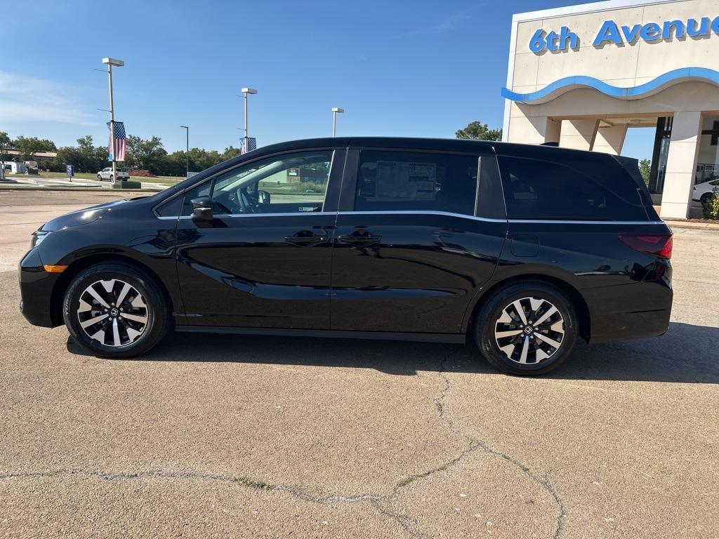 new 2026 Honda Odyssey car, priced at $42,037