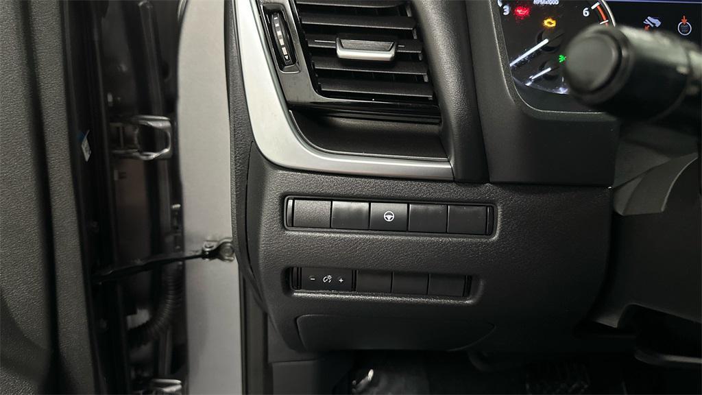 used 2022 Nissan Rogue car, priced at $23,486