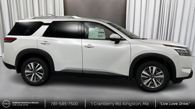 new 2025 Nissan Pathfinder car, priced at $42,015