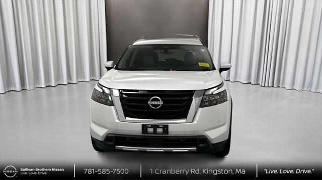 new 2025 Nissan Pathfinder car, priced at $42,015