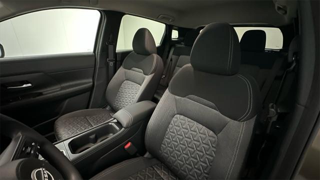 new 2025 Nissan Kicks car, priced at $26,680