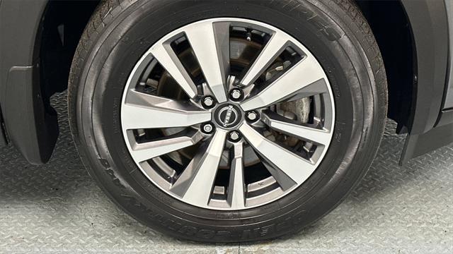 used 2022 Nissan Pathfinder car, priced at $32,998