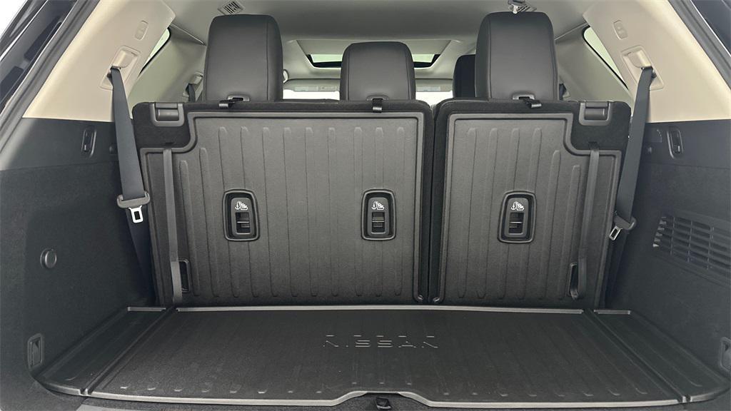 new 2025 Nissan Pathfinder car, priced at $44,050