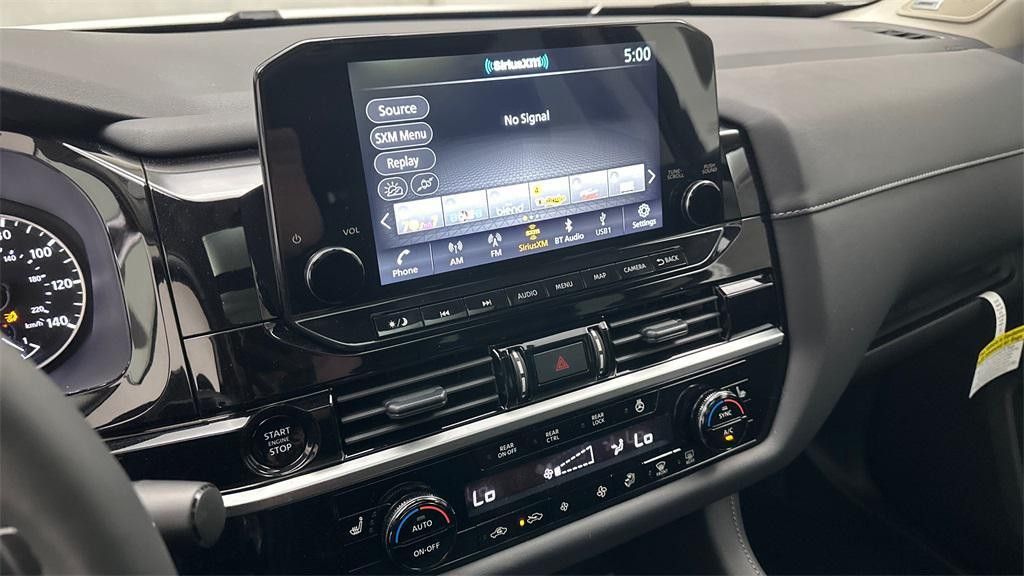 new 2025 Nissan Pathfinder car, priced at $44,050