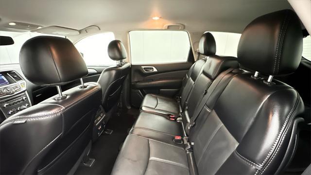 used 2020 Nissan Pathfinder car, priced at $23,786