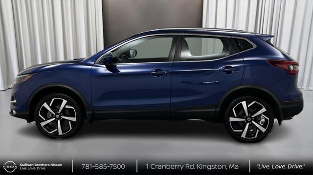 used 2022 Nissan Rogue Sport car, priced at $27,998