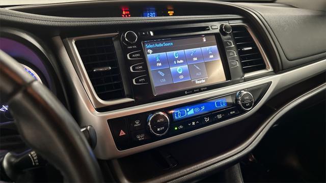 used 2018 Toyota Highlander car, priced at $23,998