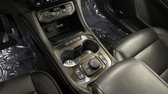 used 2022 GMC Acadia car, priced at $30,998