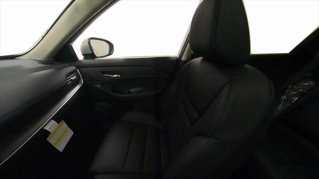 new 2025 Nissan Rogue car, priced at $32,225
