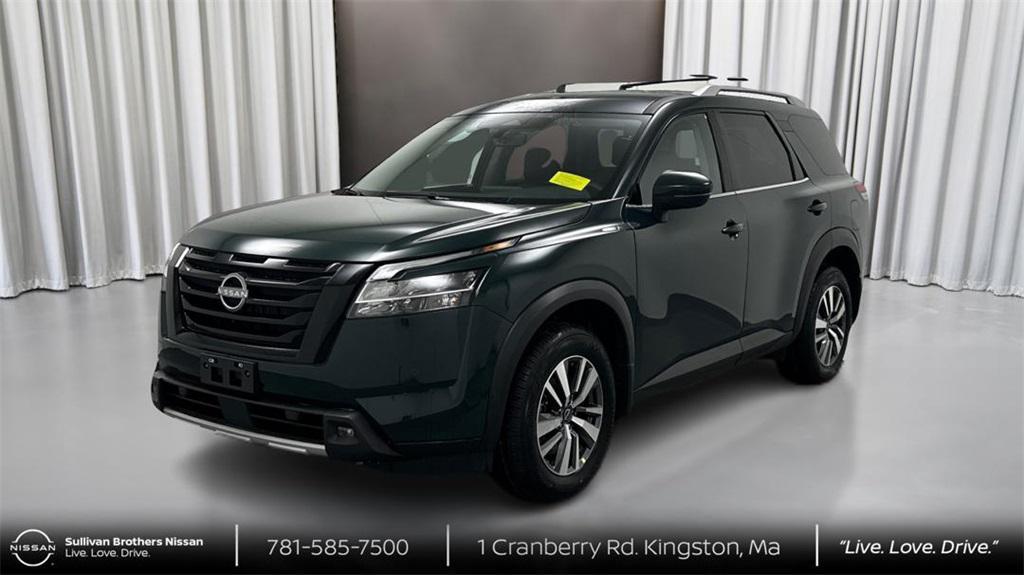used 2024 Nissan Pathfinder car