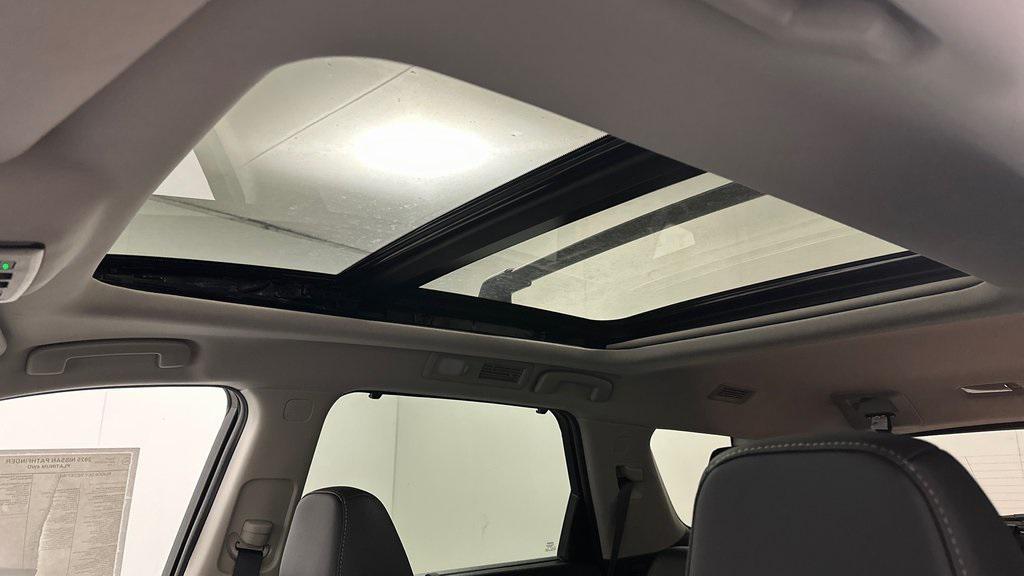 new 2025 Nissan Pathfinder car, priced at $51,395