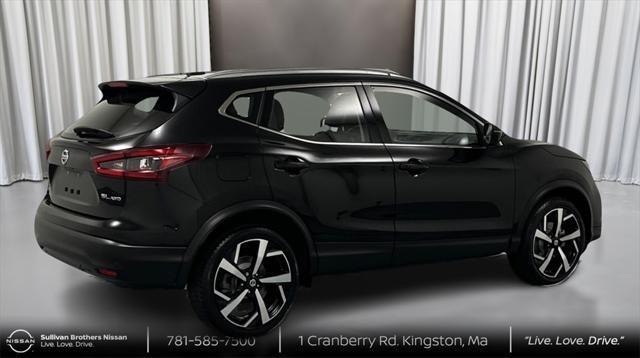 used 2022 Nissan Rogue Sport car, priced at $25,998