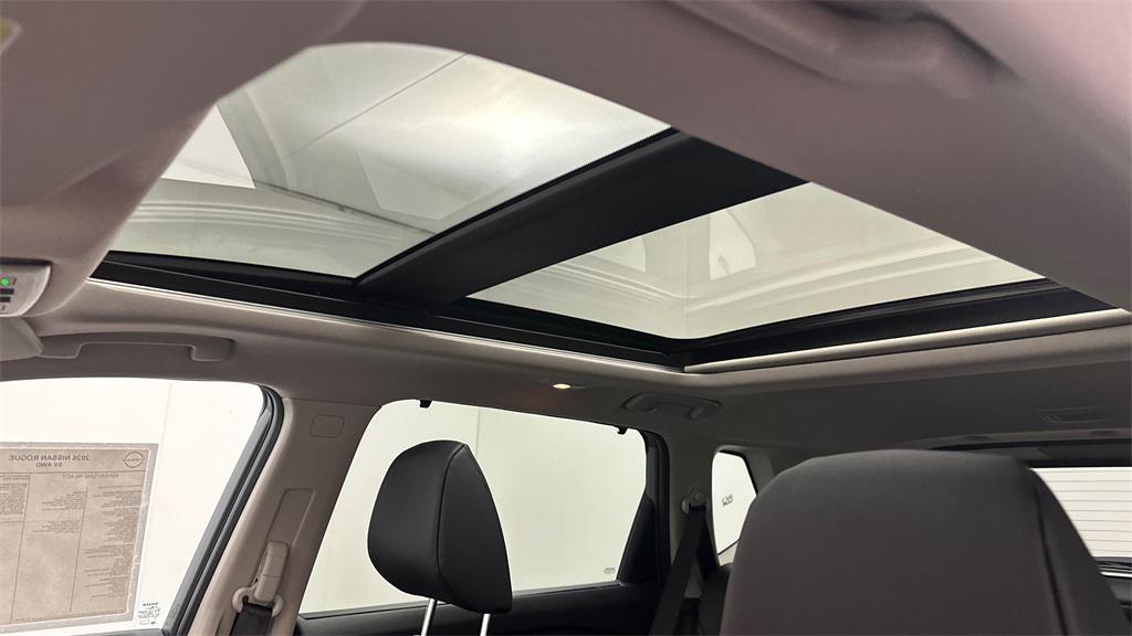 new 2026 Nissan Rogue car, priced at $34,100