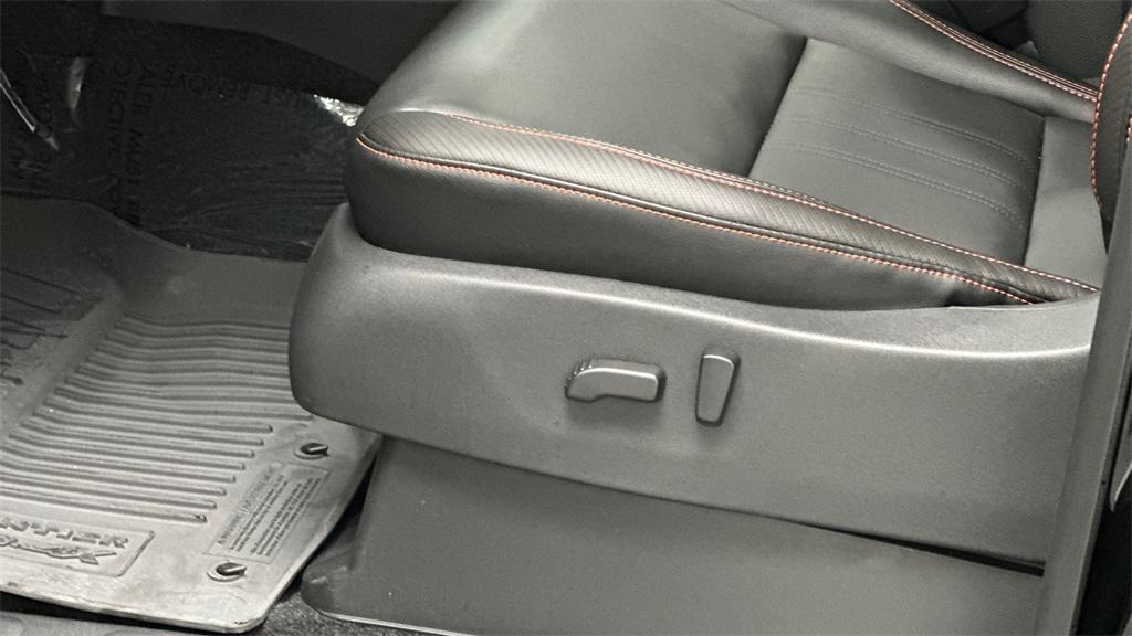 used 2023 Nissan Frontier car, priced at $38,486