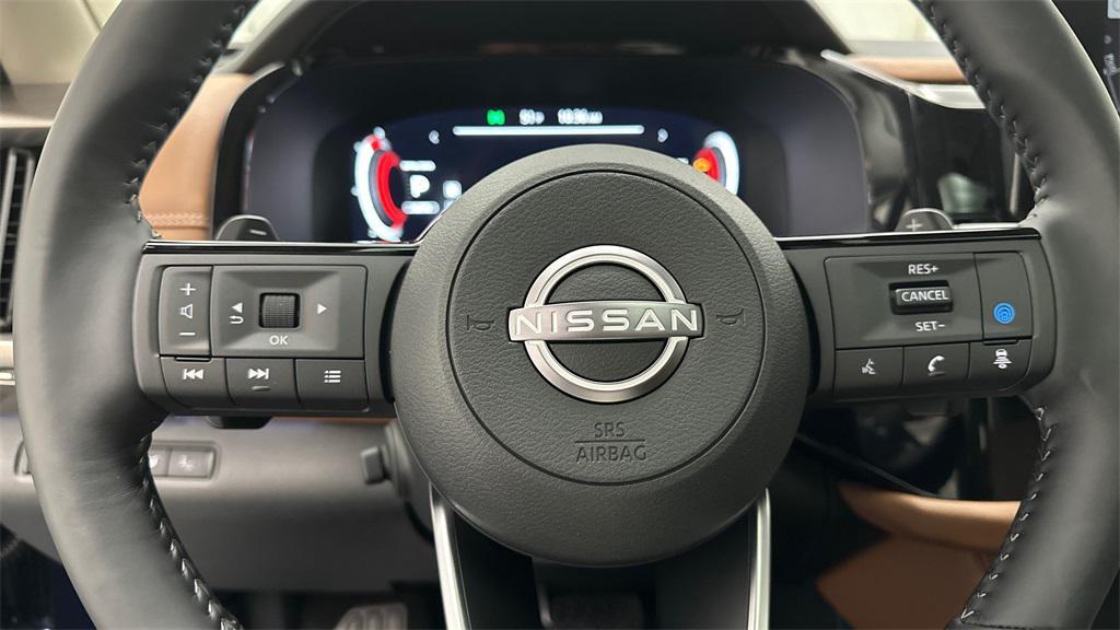 new 2025 Nissan Pathfinder car, priced at $47,360