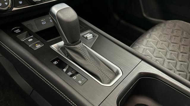 new 2025 Nissan Kicks car, priced at $26,680