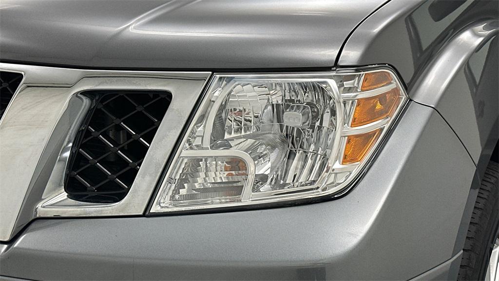 used 2021 Nissan Frontier car, priced at $25,996