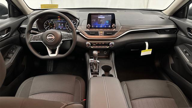 new 2025 Nissan Altima car, priced at $28,465