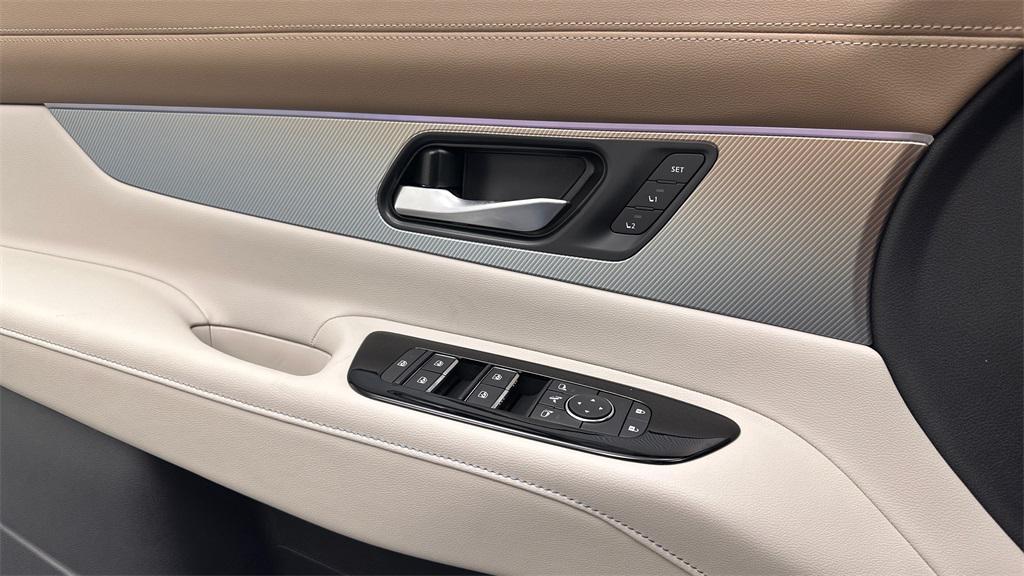 new 2025 Nissan Murano car, priced at $46,840