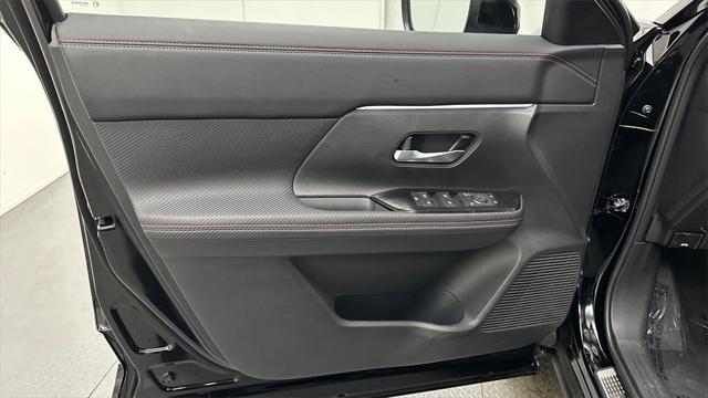 new 2025 Nissan Kicks car, priced at $31,395