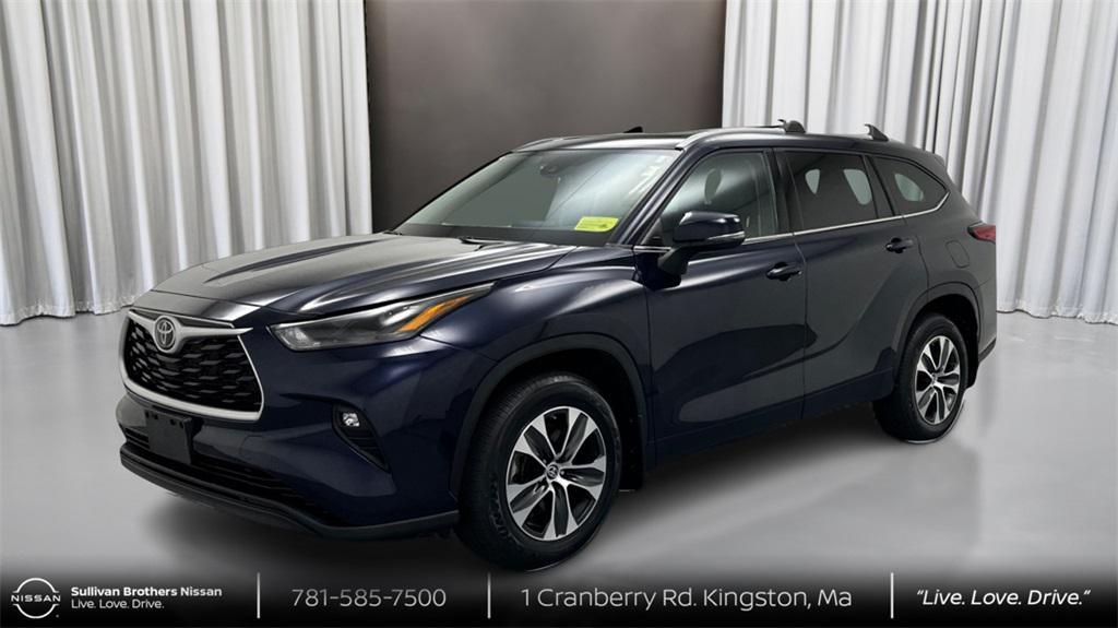 used 2022 Toyota Highlander car, priced at $39,768