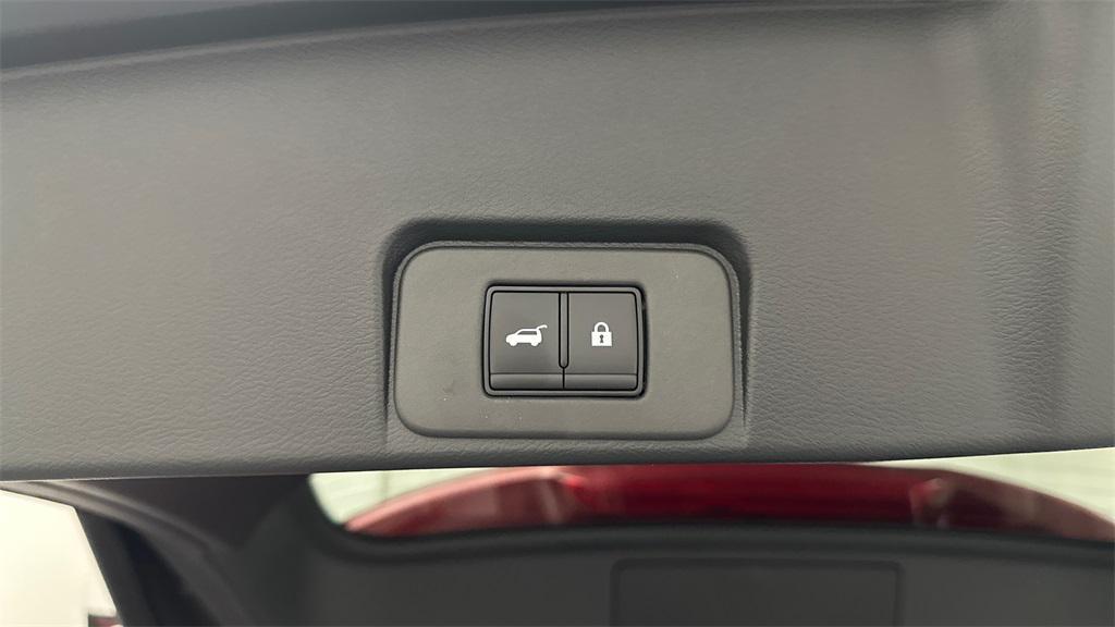 used 2025 Nissan Rogue car