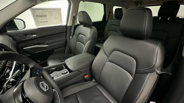 new 2025 Nissan Pathfinder car, priced at $48,930