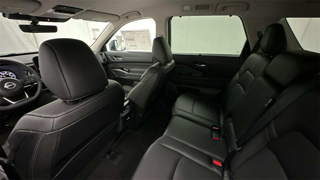 used 2024 Nissan Pathfinder car, priced at $35,433