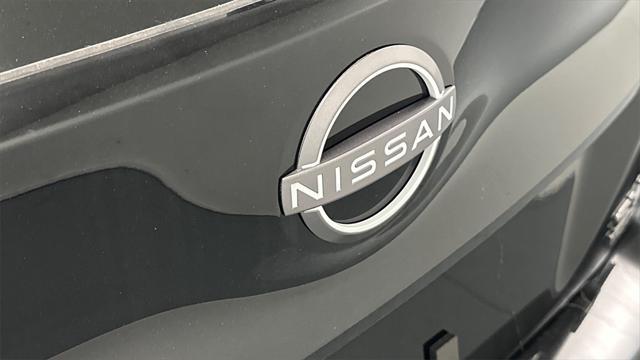 new 2025 Nissan Leaf car, priced at $27,500