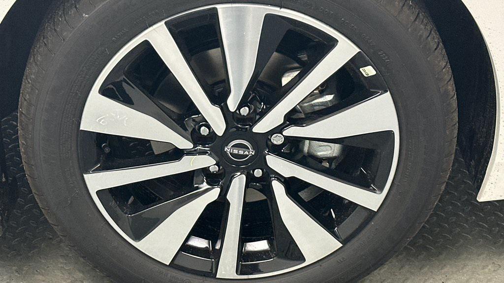 new 2025 Nissan Sentra car, priced at $27,125