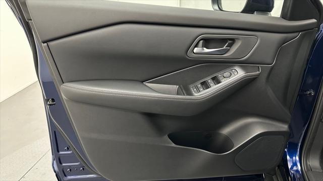 new 2025 Nissan Rogue car, priced at $33,710