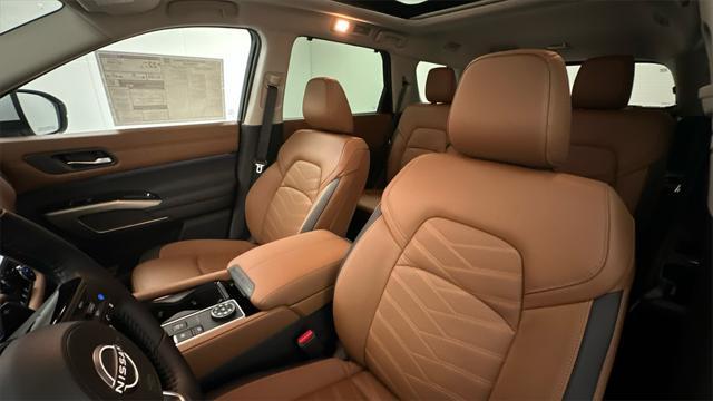 new 2025 Nissan Pathfinder car, priced at $48,735