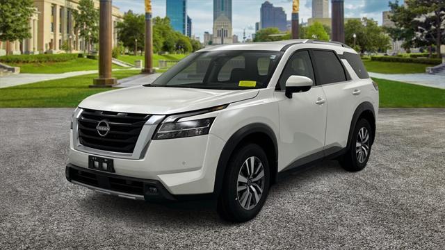 new 2024 Nissan Pathfinder car, priced at $43,167