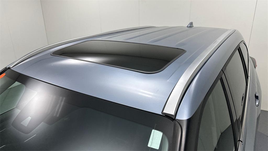 used 2023 Toyota Highlander car, priced at $41,998