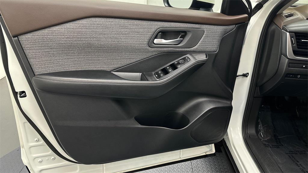 used 2023 Nissan Rogue car, priced at $24,486