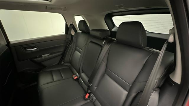 used 2023 Nissan Rogue car, priced at $33,884