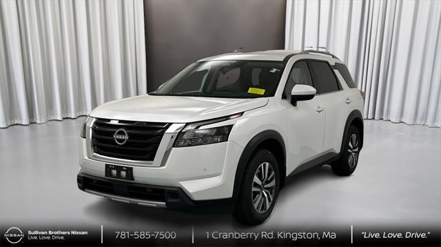 new 2025 Nissan Pathfinder car, priced at $42,015