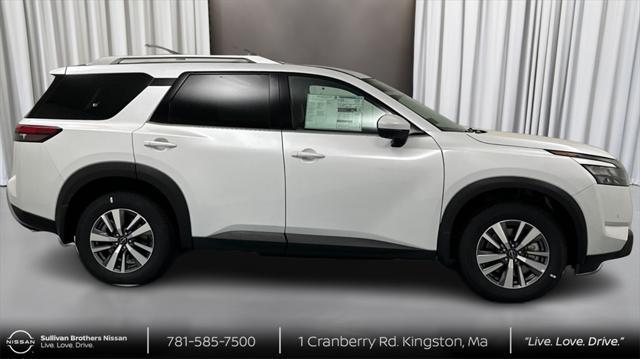 new 2025 Nissan Pathfinder car, priced at $42,015